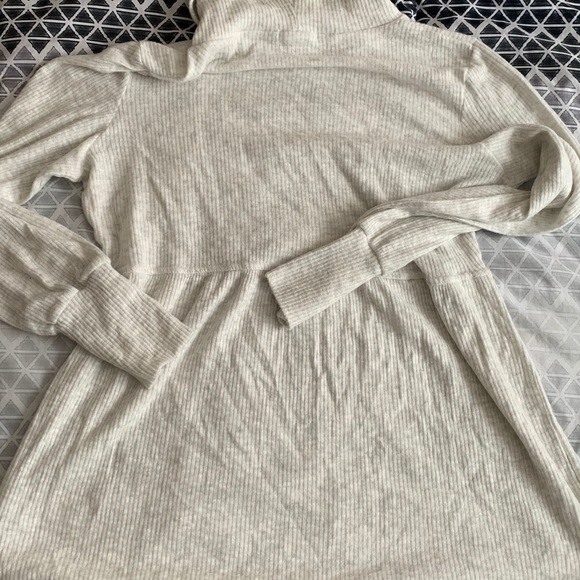 [NWOT] Maurices Cozy Cowl Neck Tunic Babydoll Top - Picture 8 of 8